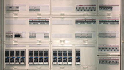 TITLE_DE_DE does not exist